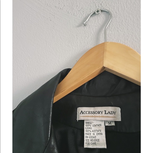 Vintage 1980’s-1990’s Leather Vest - Picture 5 of 6